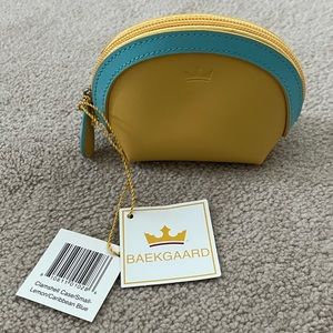 Baekgaard Small Clamshell Case